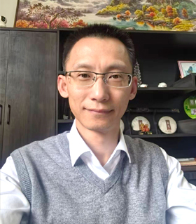 (CEO)兼联合创始人 首席执行官